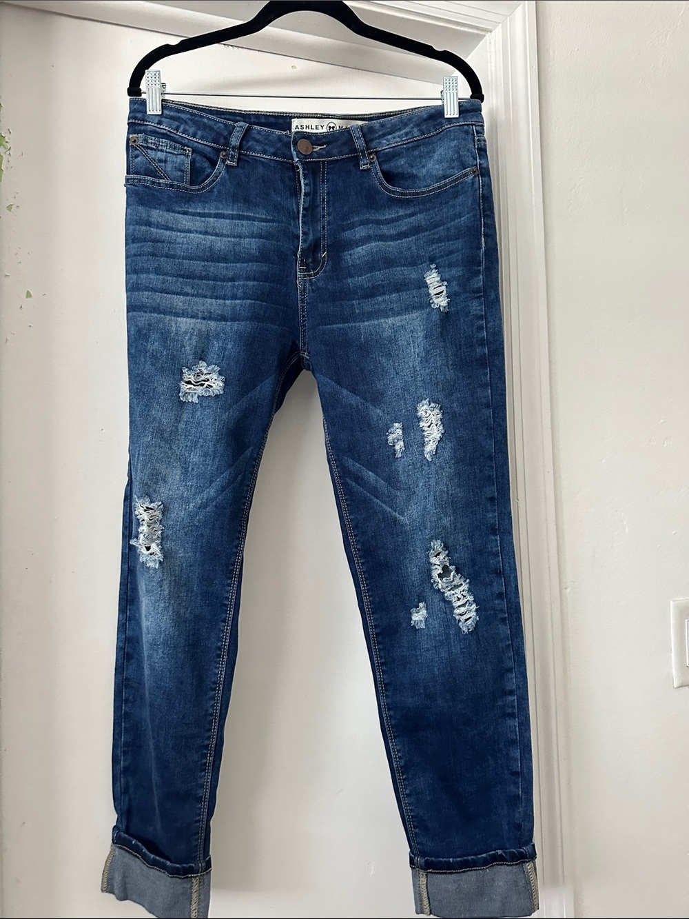 Ashley By 26 International Women’s Boyfriend Ripped Blue Jeans